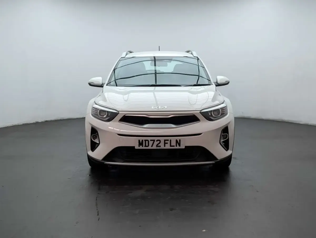 Używany Kia Stonic 2023 Biały SUV