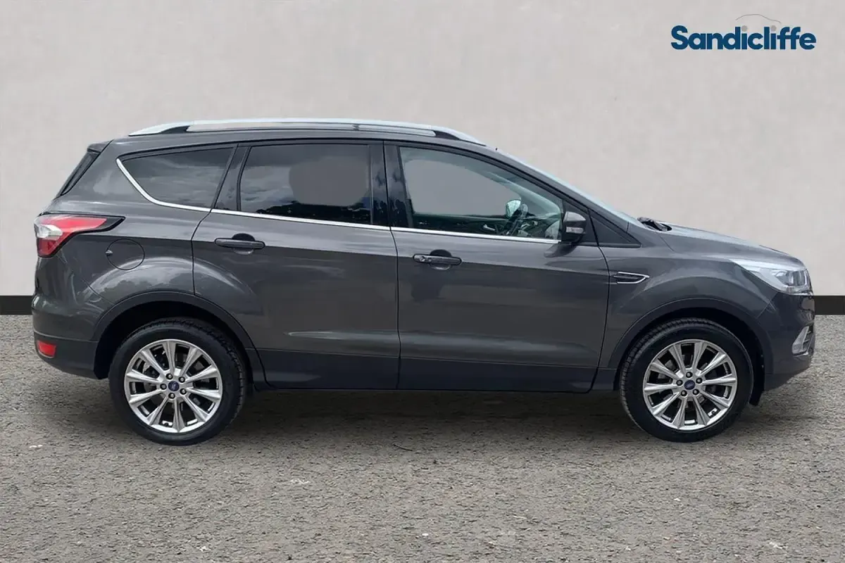 Used Ford Kuga Titanium 150 HP (110 kW) 2019 Grey SUV