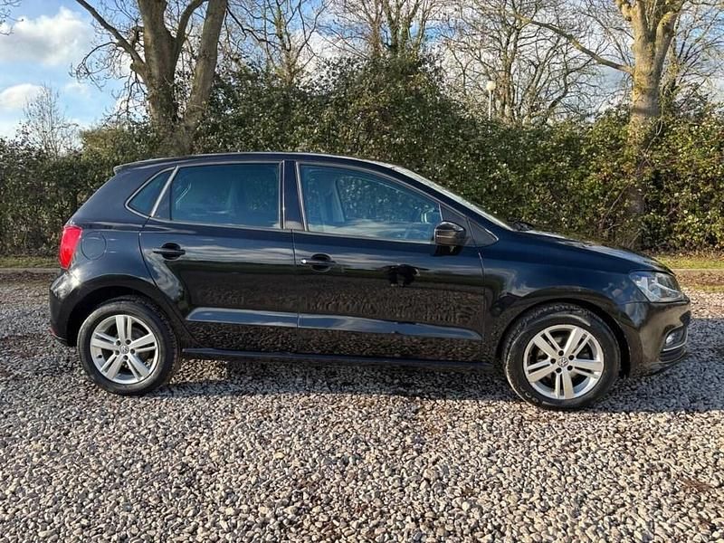 Used VW Polo Edition 60 HP (44 kW) 2017 Black Hatchback