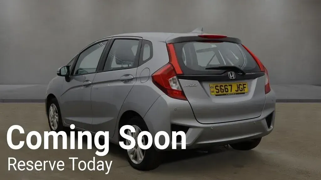 Used Honda Jazz SE 102 HP (75 kW) 2017 Silver Hatchback