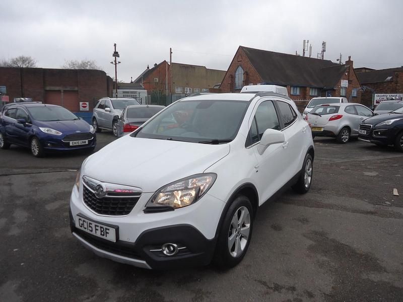 Used Vauxhall Mokka 136 HP (100 kW) 2015 White SUV