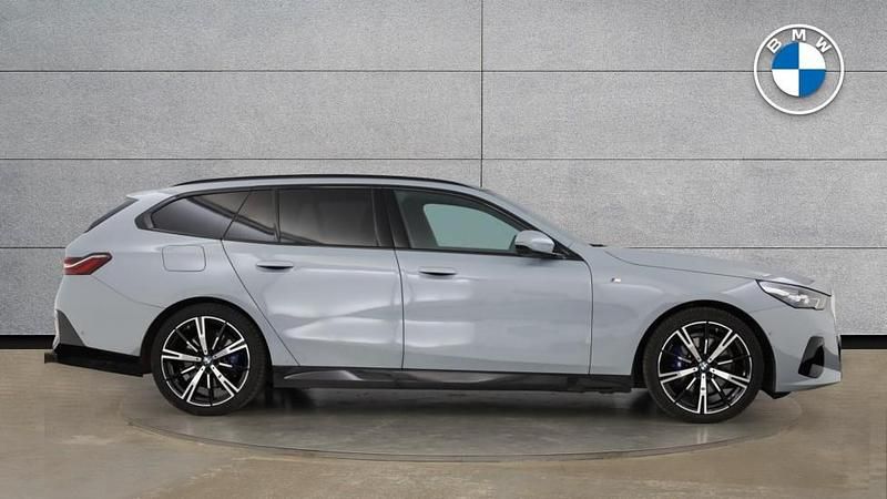 Used BMW 520 M Sport 208 HP (152 kW) 2025 Grey Estate
