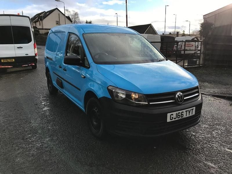 Used VW Caddy Maxi Startline 102 HP (75 kW) 2016 Blue MPV