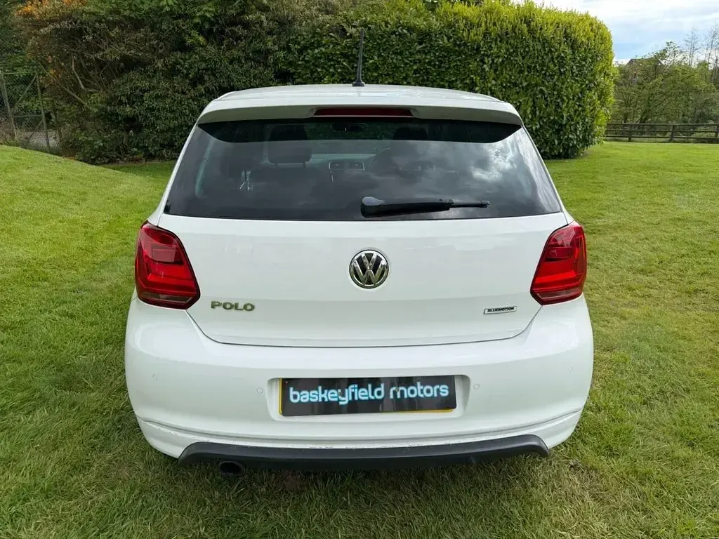 Used VW Polo R-line 110 HP (80 kW) 2016 White Hatchback