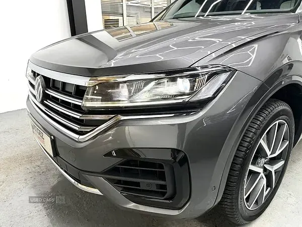 Used VW Touareg R-line 286 HP (210 kW) 2018 Grey SUV