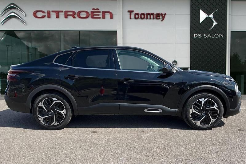 Black Used 2024 Citroën C4 PureTech SUV | £17,290 (Good price) - Image 1/4