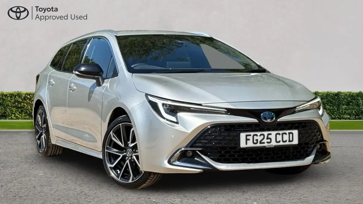 Used Toyota Corolla 140 HP (102 kW) 2025 Estate
