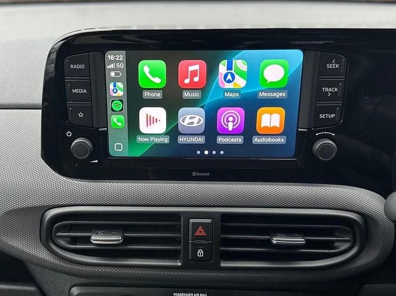 Used Hyundai i10 SE 67 HP (49 kW) 2021 Blue Hatchback