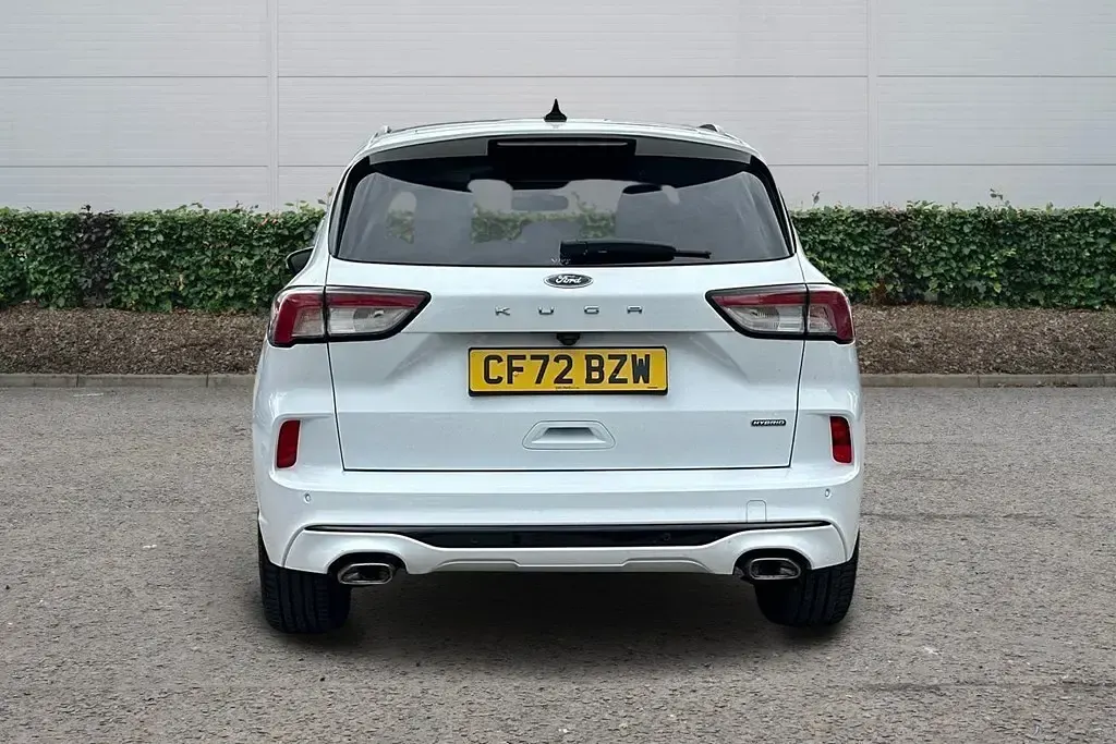Used Ford Kuga ST-Line X 190 HP (139 kW) 2022 White SUV