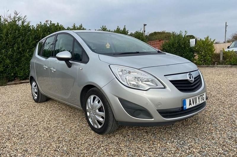 Silver Used 2011 Vauxhall Meriva MPV | £1,995 (Fair price) - Image 1/1