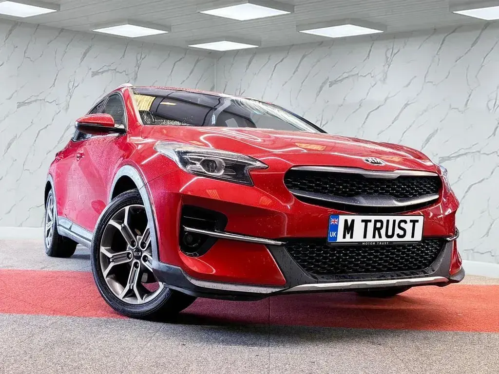 Used Kia XCeed 138 HP (101 kW) 2019 Red SUV