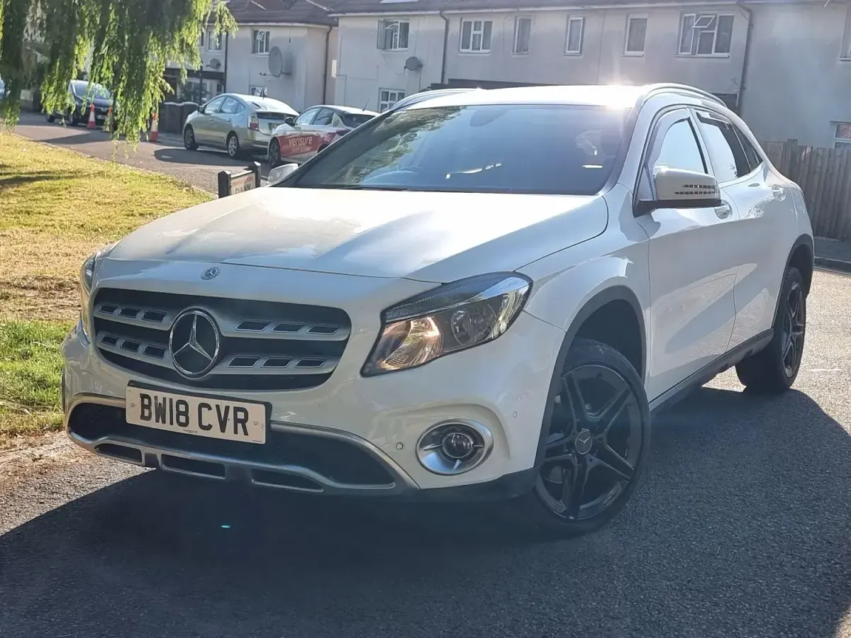 Usado Mercedes GLA200 Executive 2018 Branco SUV