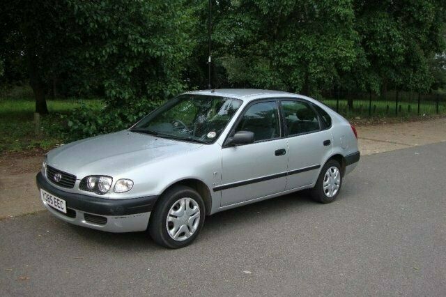 Used 2001 Toyota Corolla Hatchback | £1,250 - Image 1/4