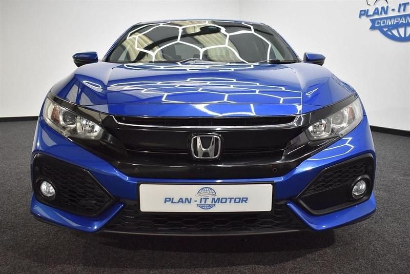 Used Honda Civic SR 129 HP (94 kW) 2017 Blue Hatchback