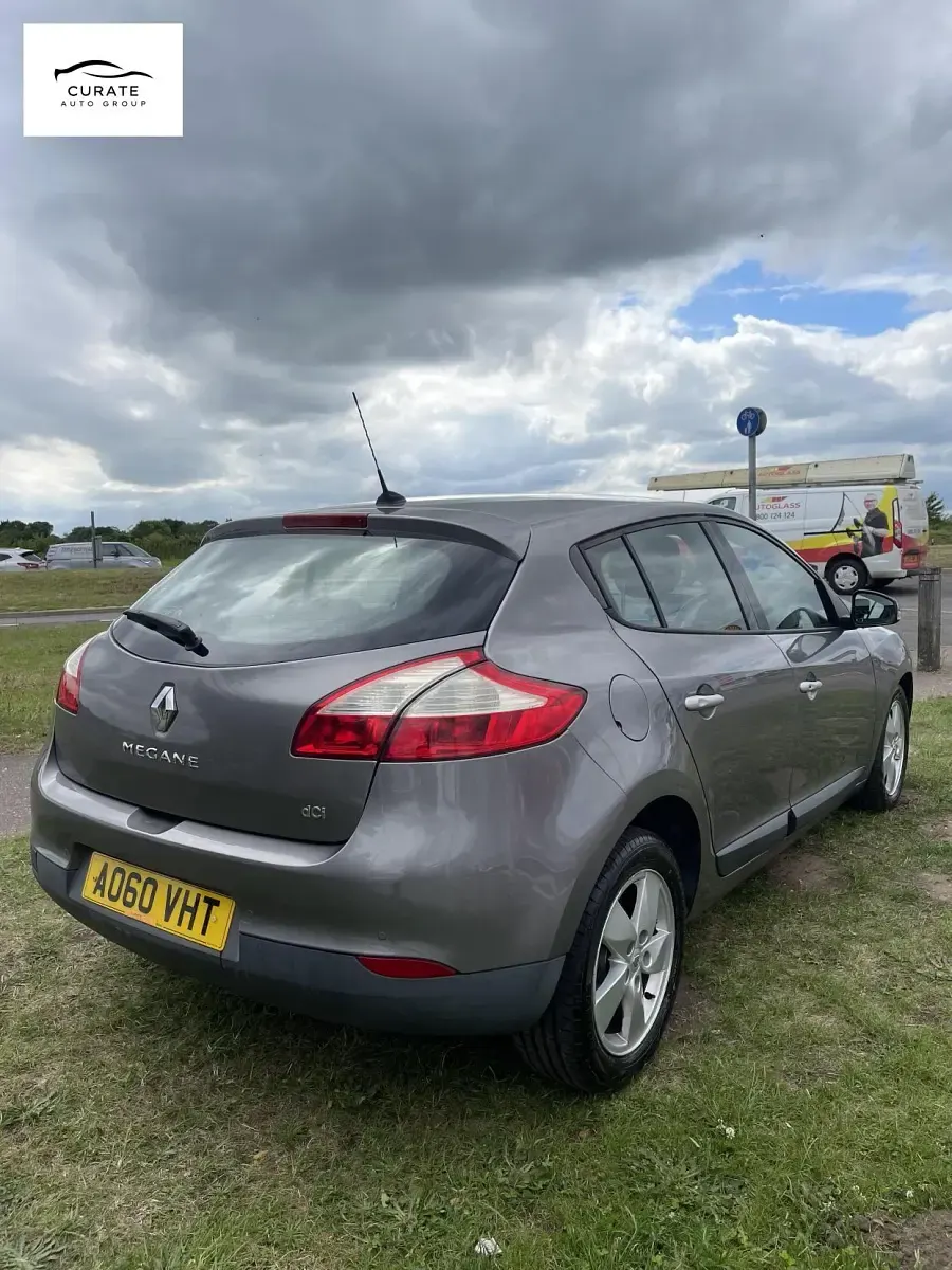Used Renault Mégane Dynamique 110 HP (80 kW) 2010 Grey Hatchback