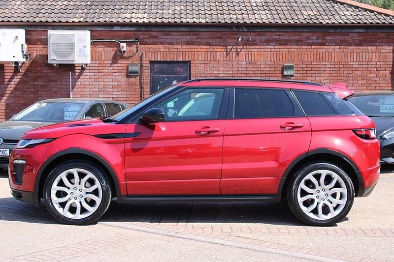 Używany Land Rover Range Rover evoque HSE Dynamic 180 KM (132 kW) 2017 Czerwony SUV