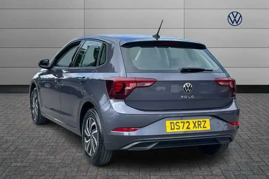 Used VW Polo Life 95 HP (69 kW) 2023 Grey Hatchback
