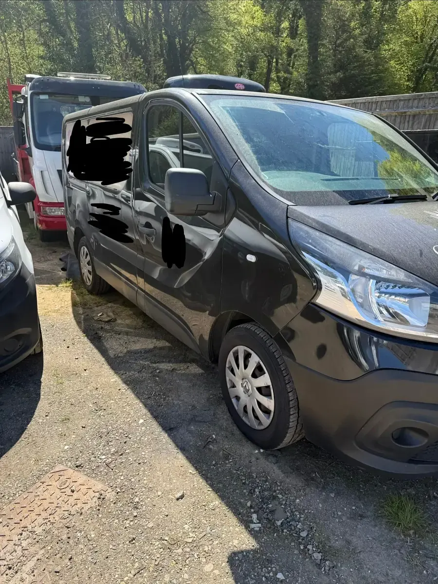 Used Renault Trafic Business 2017 Black MPV