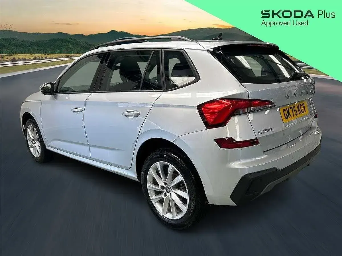 Used Skoda Kamiq SE 70 HP (51 kW) 2025 Brilliant silver metallic SUV