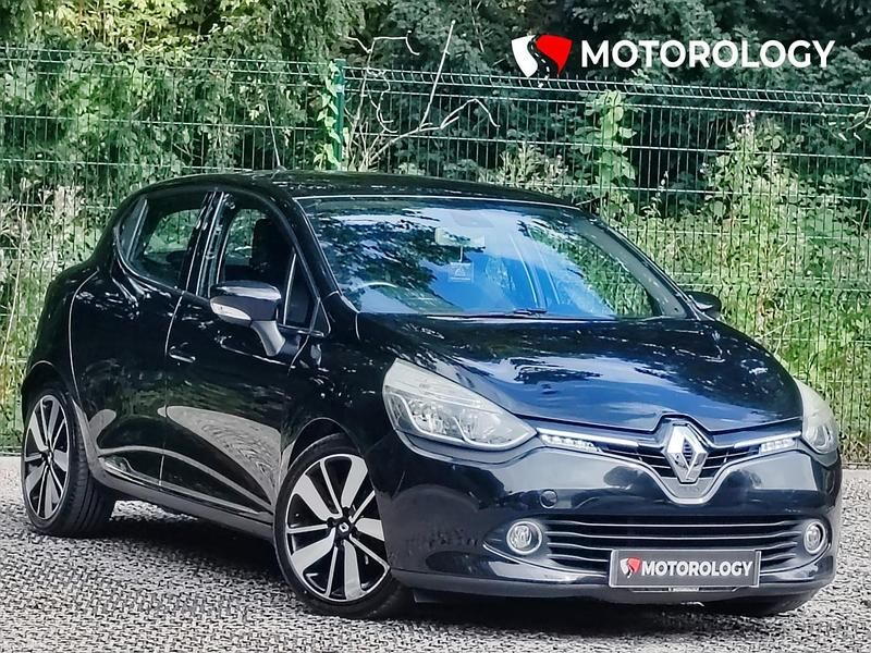 Black Used 2014 Renault Clio IV Dynamique Hatchback | £4,495 (Fair price) - Image 1/4