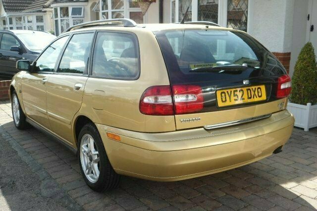 Used Volvo V40 2002 Estate