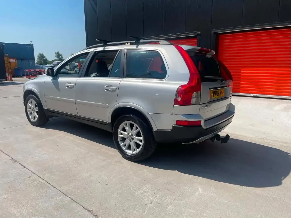 Used Volvo XC90 SE 182 HP (133 kW) 2008 Silver SUV