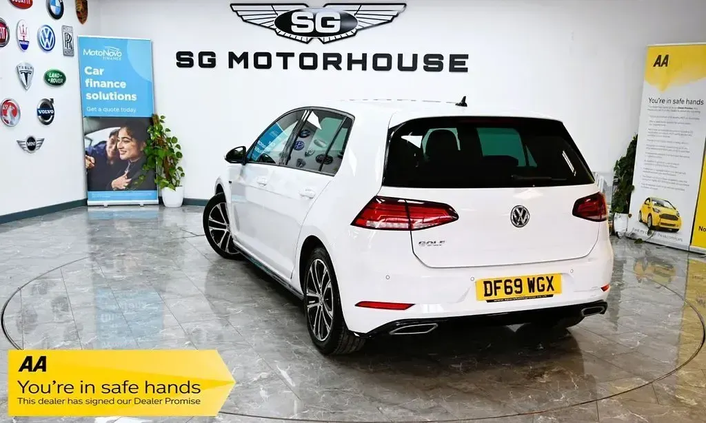 Used VW Golf VII R-line 2020 White Hatchback