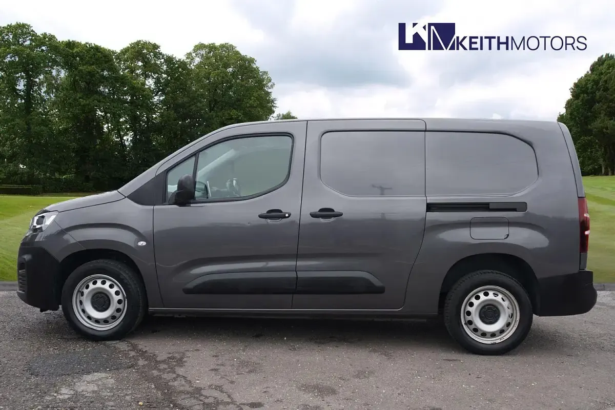 Used Fiat Doblò 2024 Grey MPV
