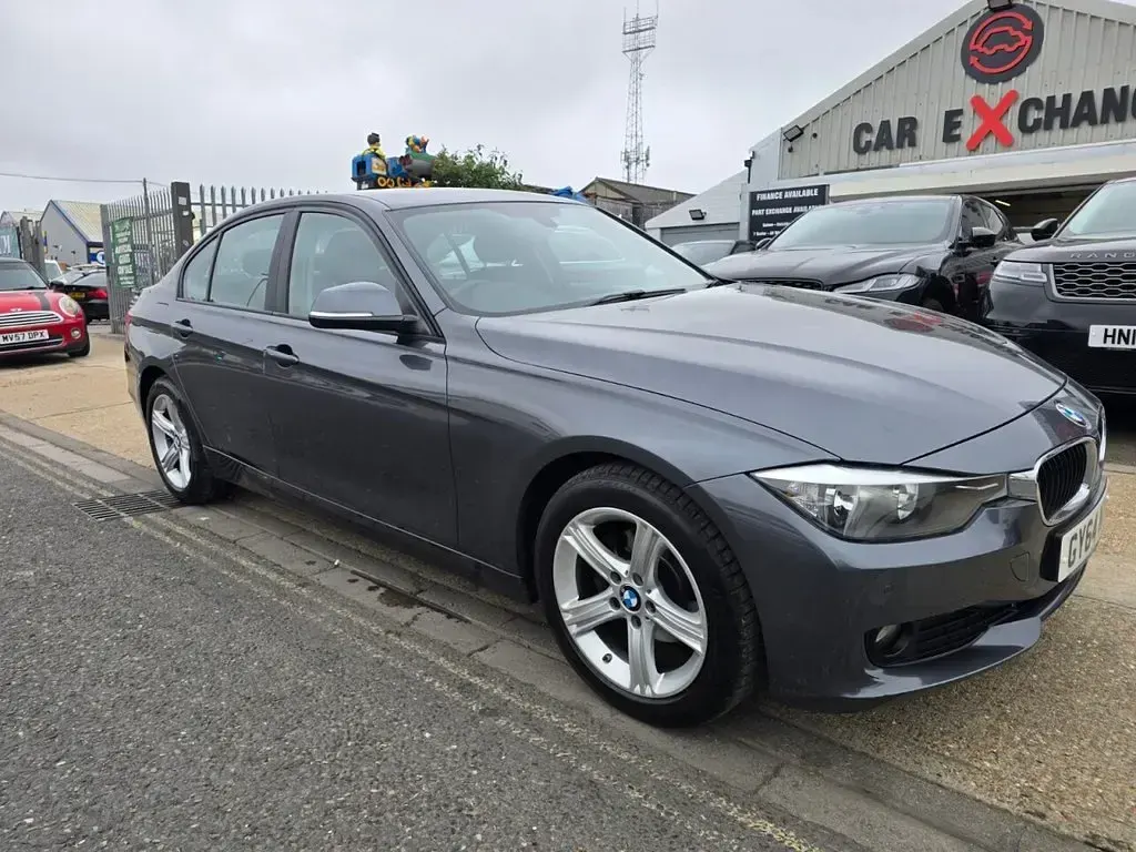 Used BMW 318 Comfort Edition 143 HP (105 kW) 2014 Grey Sedan