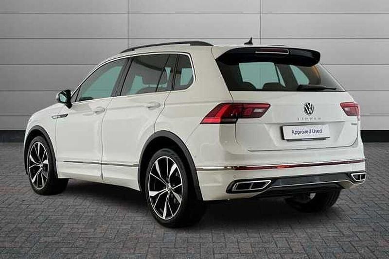 Used VW Tiguan R-line 150 HP (110 kW) 2022 Pure white SUV