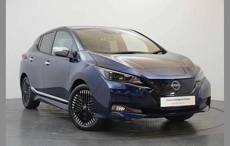 Used Nissan Leaf Tekna 110 kW (150 HP) 2022 Blue Hatchback