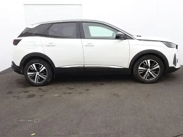 Used Peugeot 3008 Allure+ 131 HP (96 kW) 2023 White SUV