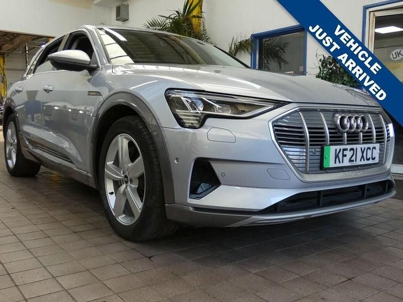 Used Audi e-tron Advanced 230 kW (313 HP) 2021 Silver SUV