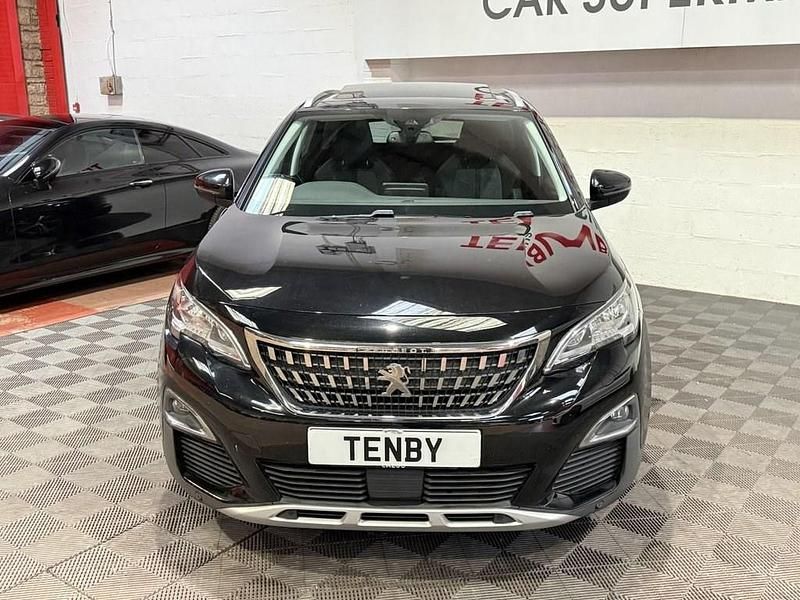Used Peugeot 3008 Allure 120 HP (88 kW) 2018 Black Hatchback
