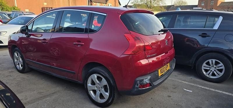 Used Peugeot 3008 Active 2013 Red Estate