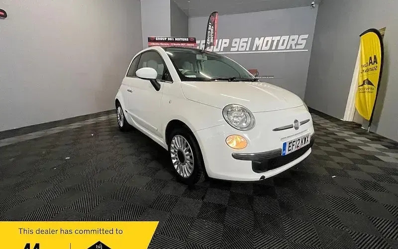 Used Fiat 500 Lounge 69 HP (50 kW) 2015 Hatchback