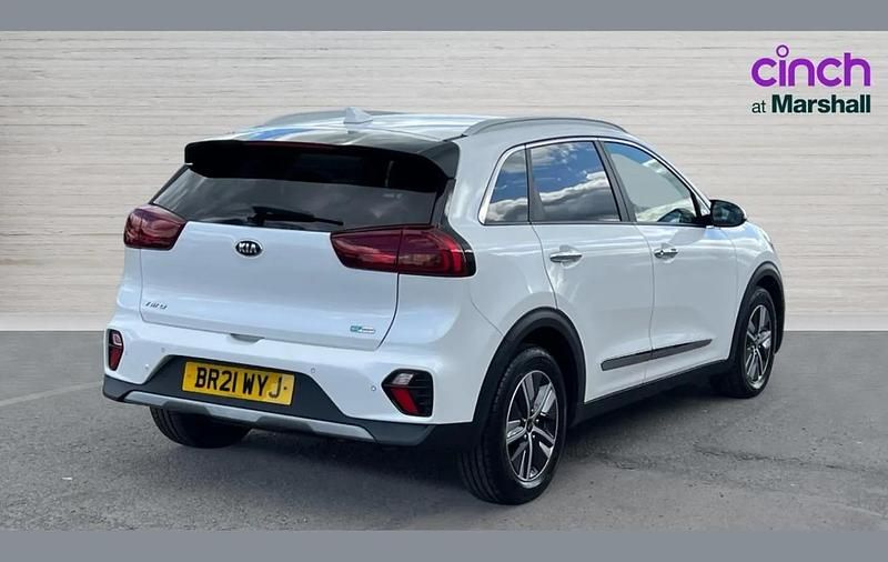 Used Kia Niro 141 HP (103 kW) 2021 White SUV