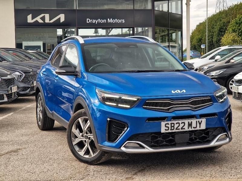 Blue Used 2022 Kia Stonic 4 SUV | £15,900 (Fair price) - Image 1/4