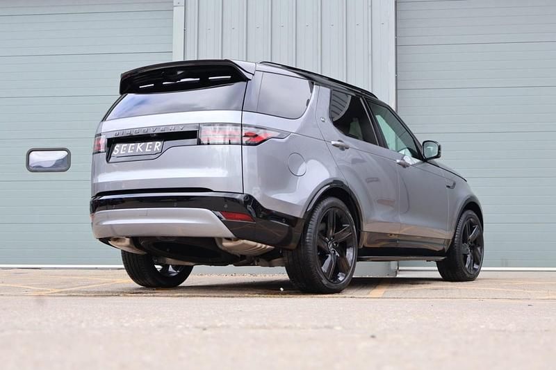 New Land Rover Discovery 5 HSE Dynamic 2025 Grey SUV