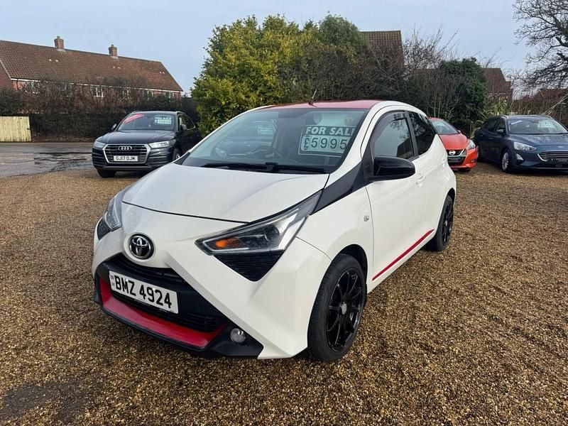 White Used 2018 Toyota Aygo x-press Hatchback | £5,995 (Super price) - Image 1/4