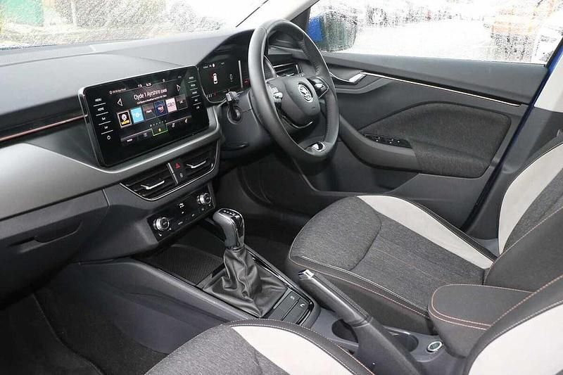 Used Skoda 110 R SE L Executive 81 HP (59 kW) 2024 Energy blue Estate