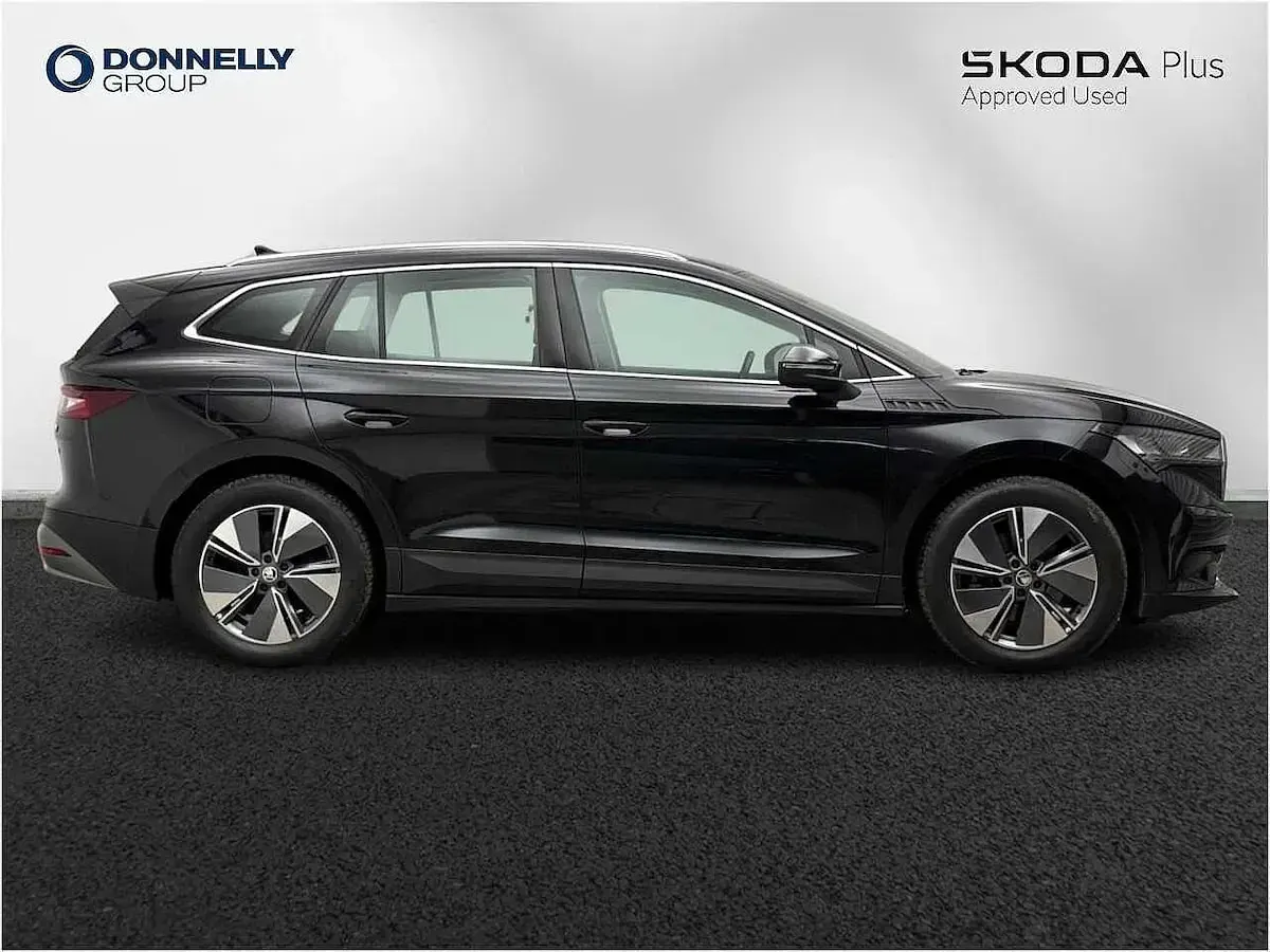 Used Skoda Enyaq iV 110 kW (150 HP) 2023 Black magic pearl effect SUV