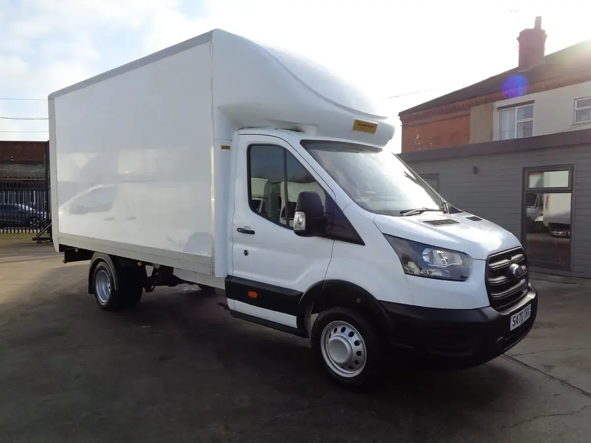 Used Ford Transit 170 HP (125 kW) 2021 White Van