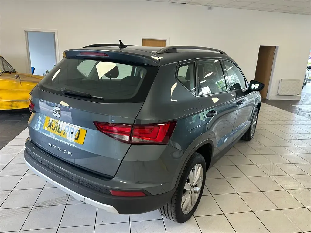 Used Seat Ateca Ecomotive 115 HP (84 kW) 2018 Grey SUV