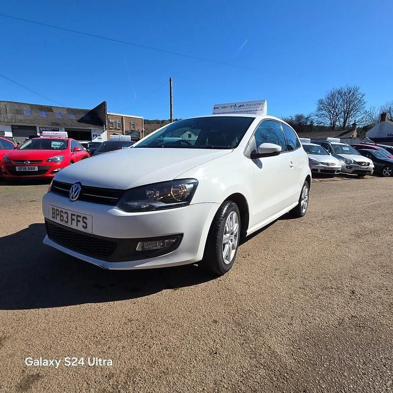 Used VW Polo Edition 75 HP (55 kW) 2014 White Hatchback