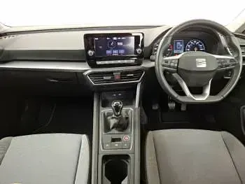 Used Seat Leon SE 110 HP (80 kW) 2024 White Hatchback