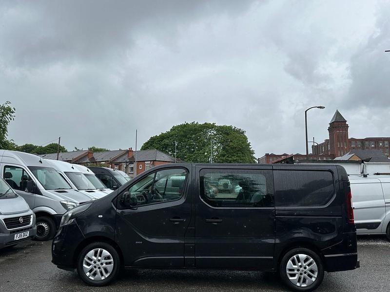 Black Used 2016 Vauxhall Vivaro Sportive Van | £10,990 (Expensive) - Image 1/4