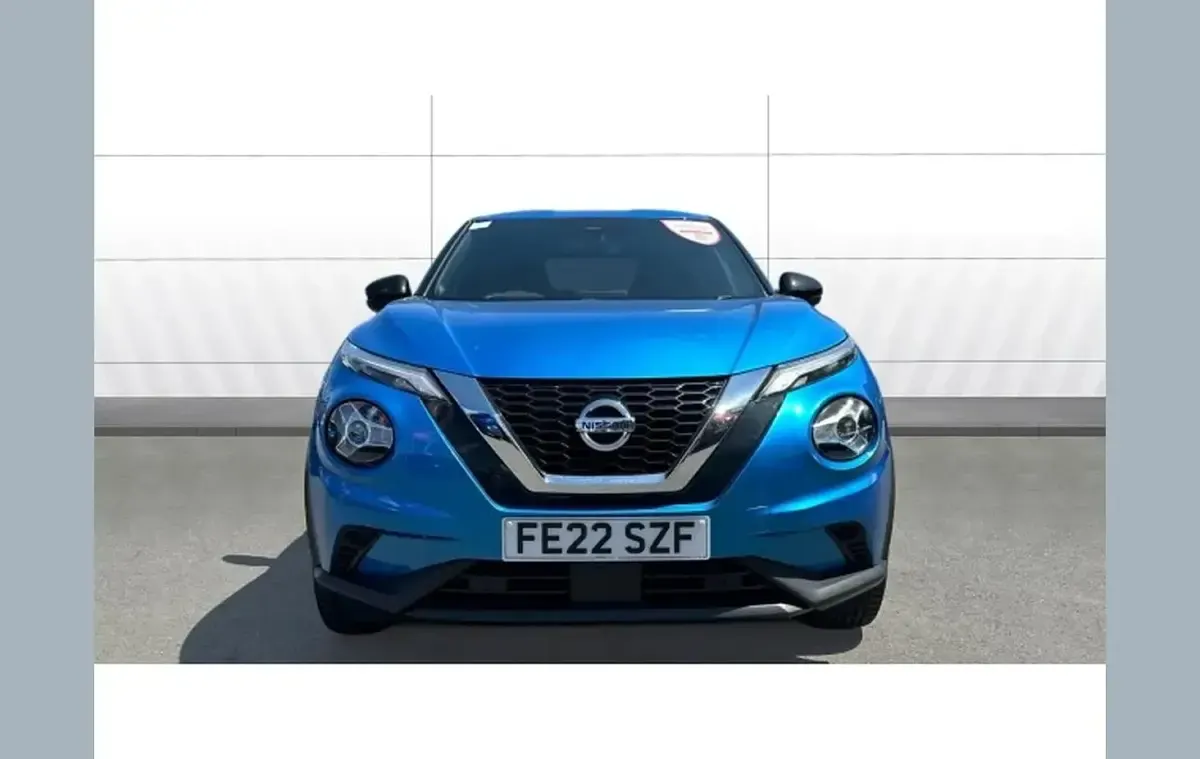 Used Nissan Juke N-Connecta 112 HP (82 kW) 2022 Blue SUV