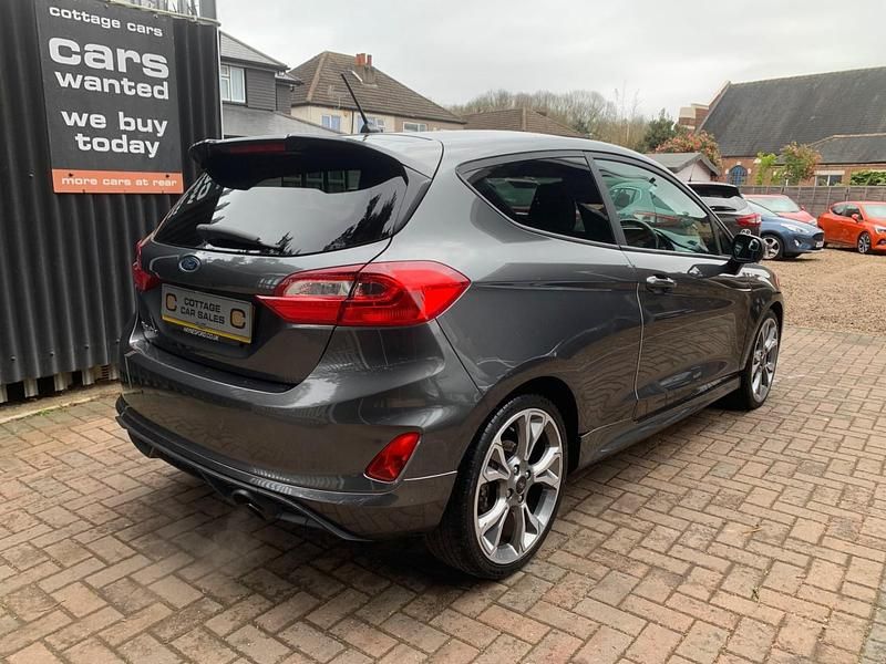 Used Ford Fiesta ST-Line 125 HP (91 kW) 2019 Grey Hatchback