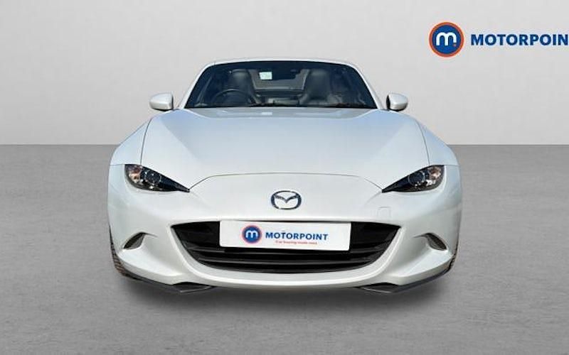 Begagnad Mazda MX5 Inclusive 184 HK (135 kW) 2019 Silver Cab